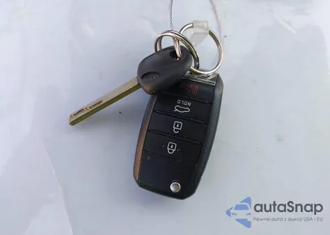 2019 Kia Optima Lx z USA, uszkodzony, nr VIN 5XXGT4L30KG323369